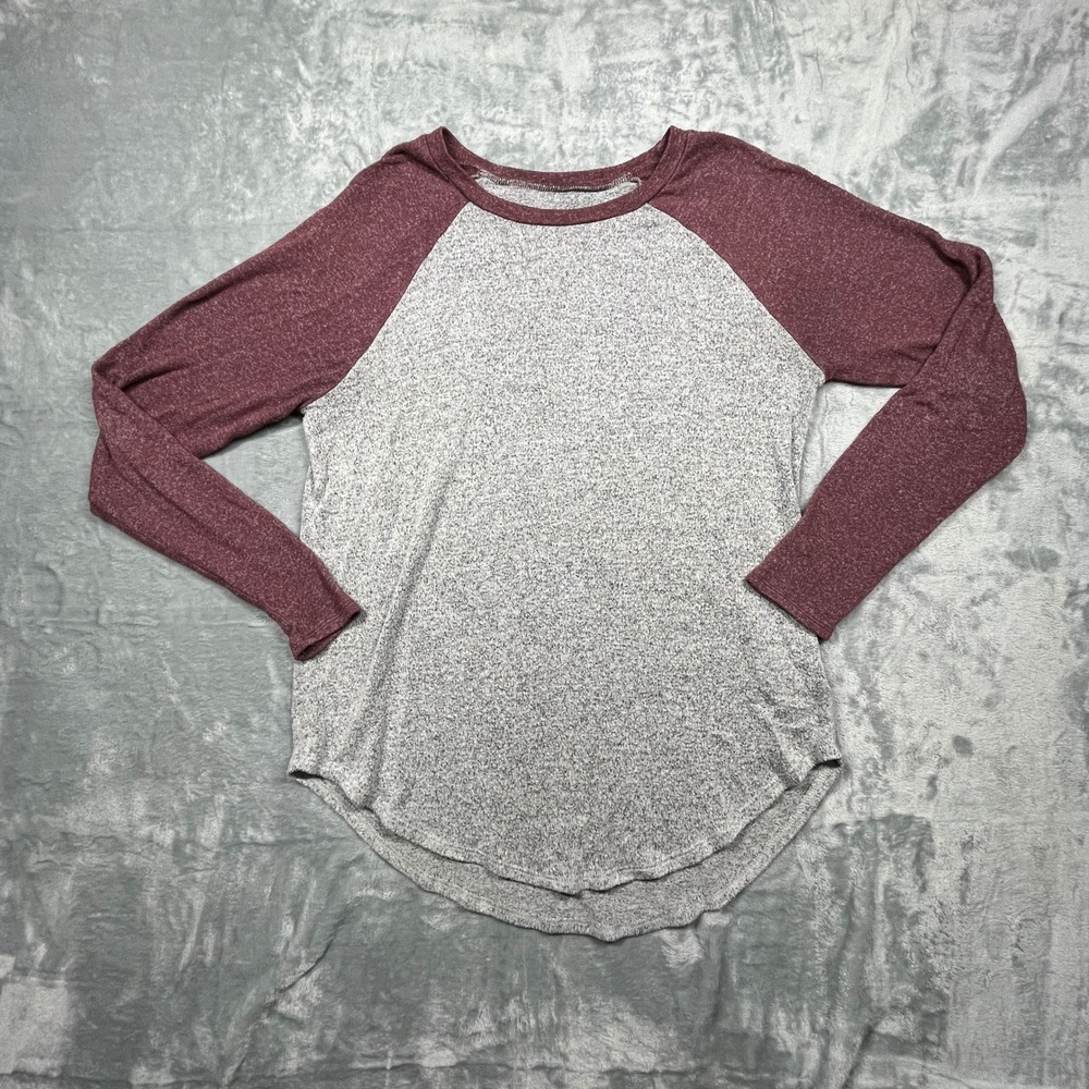 American Eagle Raglan Top Womens Small Gray Burgundy Soft Sexy Plush Long Sleeve